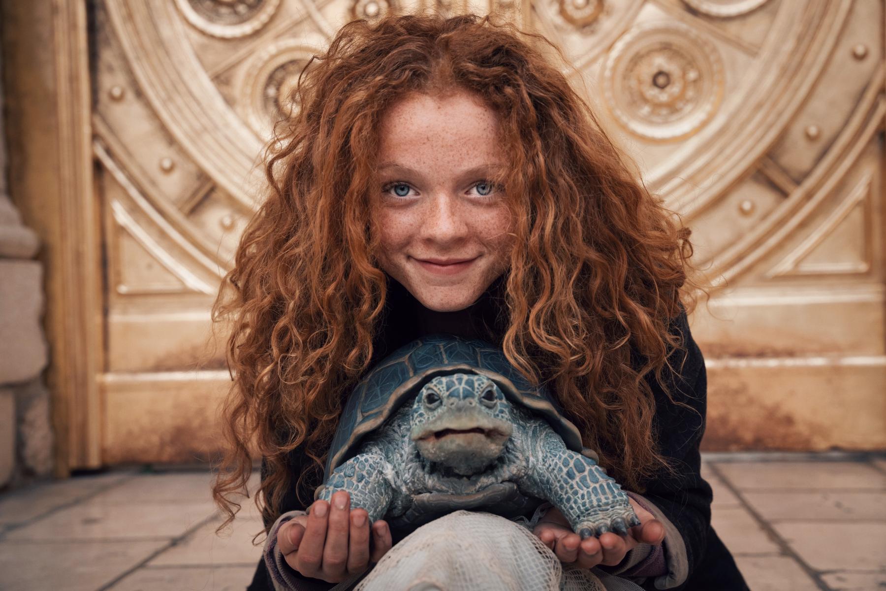 Nova filmska predelava klasike "Momo" Michaela Endeja prihaja v kinematografe