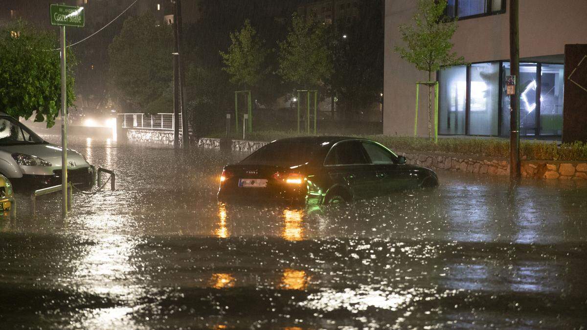 Im Juli 2021 sorgte starker Regen dafür, dass Straßen im Stadtgebiet großflächig unter Wasser standen