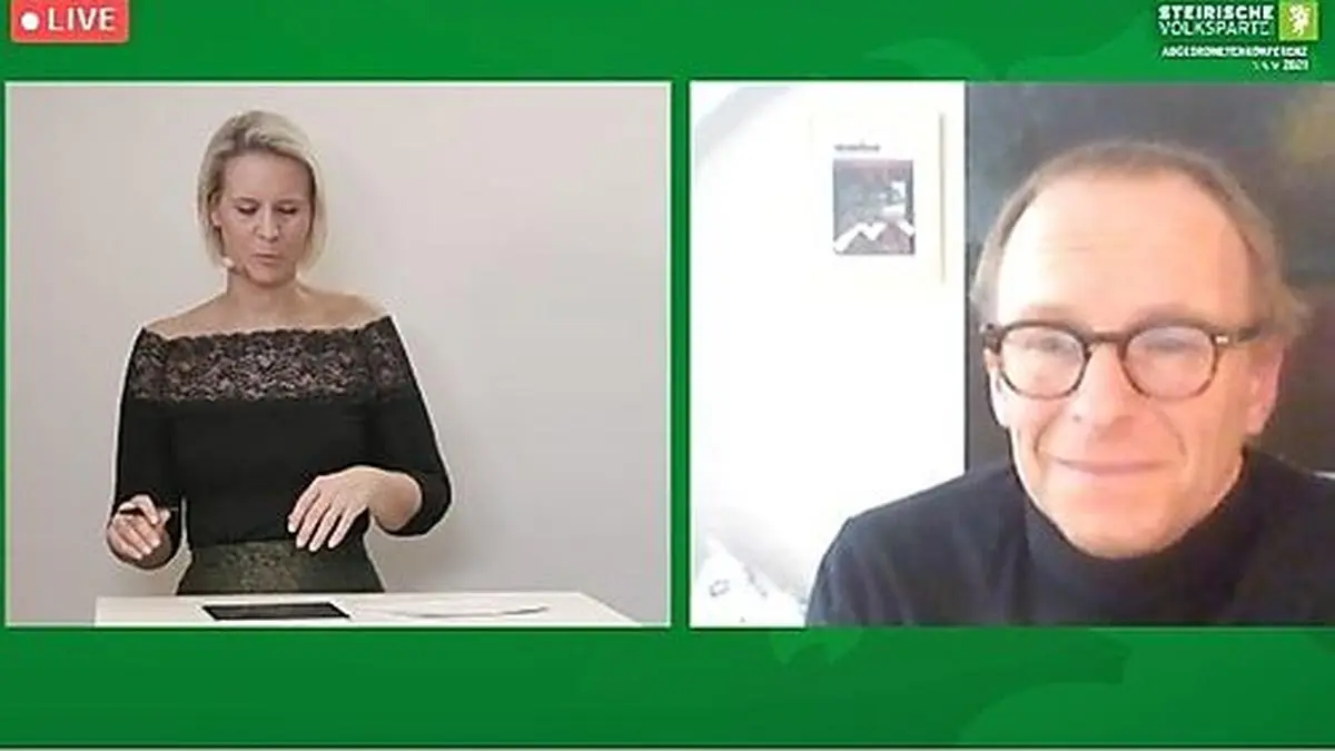 Virtuelle Konferenz: Moderatorin Simone Koren-Wallis und Primar Christoph Wenisch