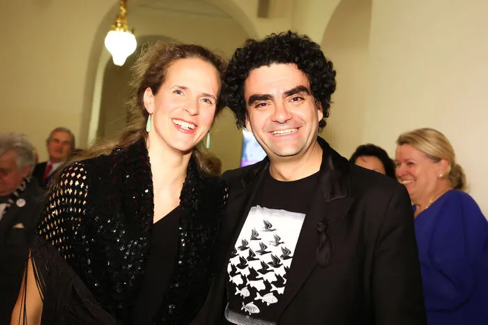 Intendantin Nora Schmid und Regisseur Rolando Villazón