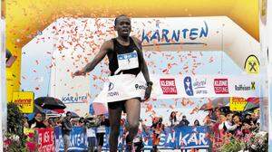 Der Kenianer Samwel Mailu gewann 2022 den Halbmarathon