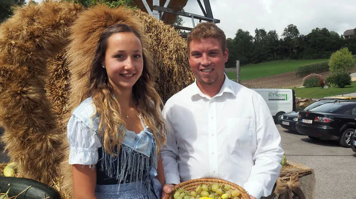 In der Festhalle in St. Martin am Techelsberg feierte die Landjugend Techelsberg am Sonntag Erntedank. Die Band "Kärnten Power" unterhielt die Gäste.