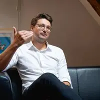 „Die alte Bundesregierung hat einen Scherbenhaufen hinterlassen“, sagt Niko Swatek, Landeschef der Neos