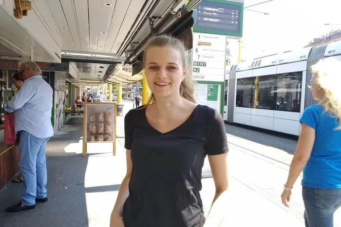 "Wenn ich nach Hause nach Tirol fahre, achte ich immer darauf, dass ich alles in der Wohnung abschalte - auch den Kühlschrank und Elektrogeräte, die mit Standby-Schalter weiterlaufen würden."