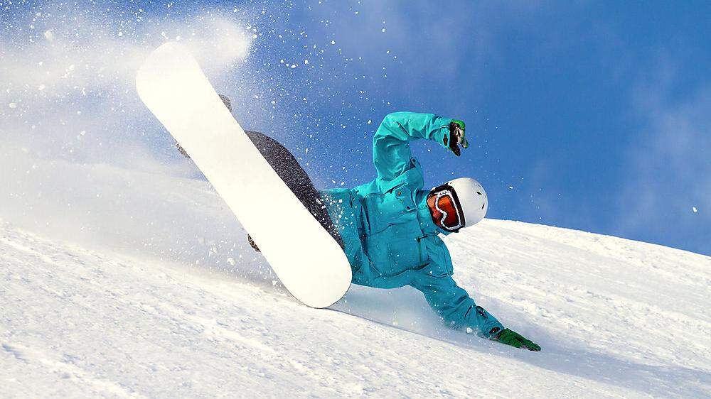 Snowboarder messen sich auf der Simonhöhe