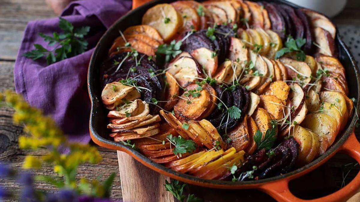 Einfach, vegan und gesund: herbstliches Wurzelgemüse-Gratin