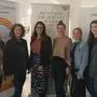 Ergebnis-Präsentation von ESF-Projekt "step_UP": Frauenbeauftragte Martina Gabriel, EqualiZ-Geschäftsleiterin Christine Erlach und Landesrätin Sara Schaar mit dem Projekt-Team von EqualiZ (von links)