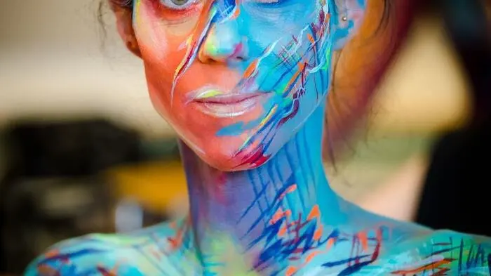 Dutzende Künstler geben im Rahmen des Worldbodypainting Festivals ihr Wissen in Workshops weiter.