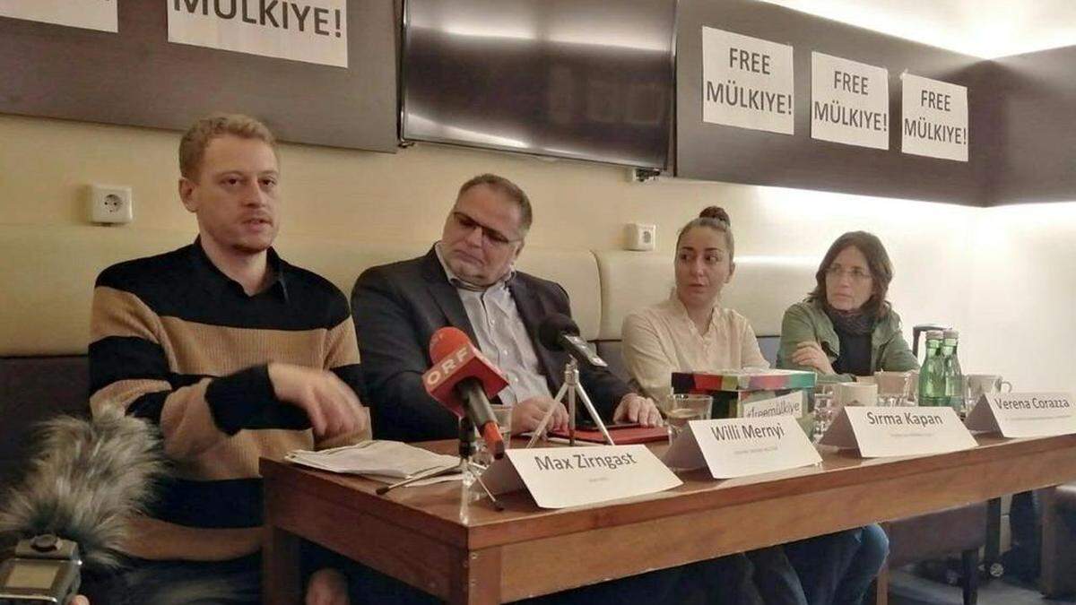 Das Solidaritätskomitee &quot;Free Mülkiye&quot;