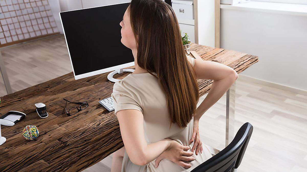 Experten raten dringlich, Rückenschmerzen ernst zu nehmen.