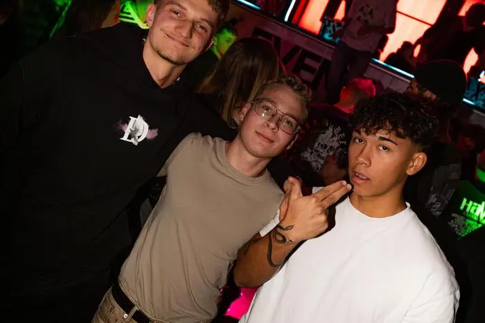Klicken Sie sich durch die Bilder!