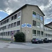 In den nächsten Wochen werden Ziviltechniker das Schulgebäude genaustens unter die Lupe nehmen