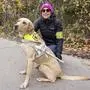 Die Frau mit Blindenhund | Mara Schellander-Praster mit Labrador Filou