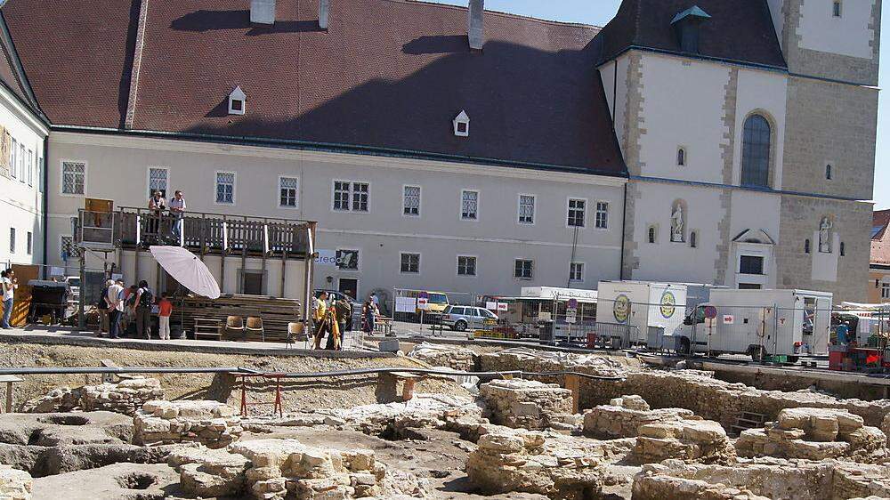 Ausgrabungen auf dem Domplatz von St. Pölten