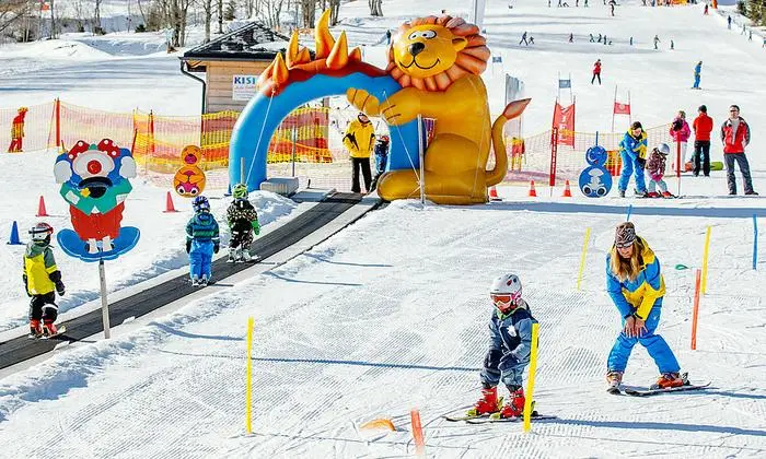 Österreichs erste "Kinderskischaukel“ findet sich auf der Riesneralm