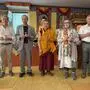 Im großen Saal wurden die Gäste nach dem Entzünden der Buddha Lampen von Direktor Ven. Lama Geshe TenDhar begrüßt