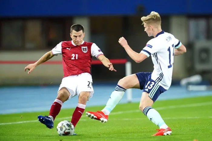 Stefan Lainer: 3 In der Defensive agierte der rechte Verteidiger einmal mehr bärenstark. Aber in der Offensive vermochte der Legionär von Mönchengladbach die so wichtigen Akzente nicht zu setzen.