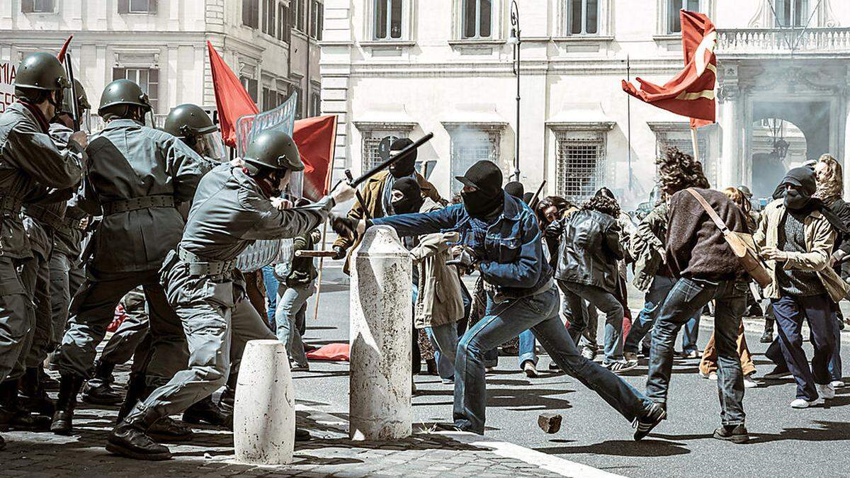 Die politisch motivierten Zusammenstöße im Italien der 1970er wurden immer heftiger. Sie gipfelten in der Entführung Aldo Moros