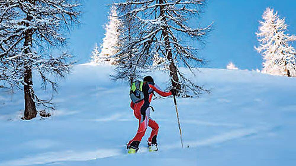 Skitourengeher müssen gut ausgebildet sein. Bei einer schwierigeren Tour kann ein professioneller Bergführer sehr hilfreich sein