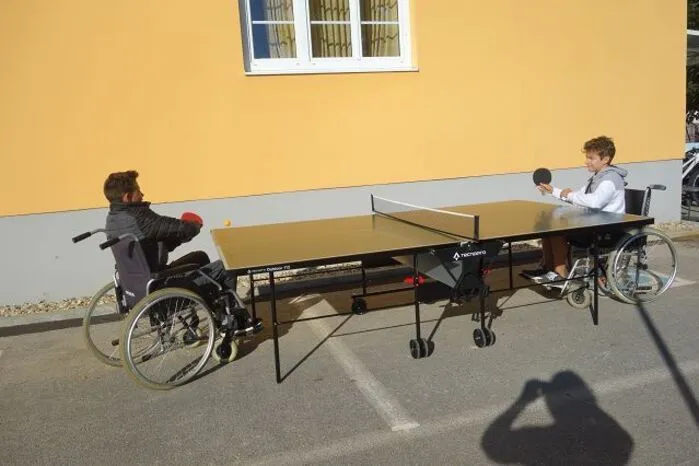 Auch Sport im Rollstuhl wurde ausprobiert. Mit kleinen...