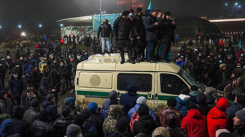 Behörden melden knapp 8.000 Festnahmen bei Unruhen in Kasachstan