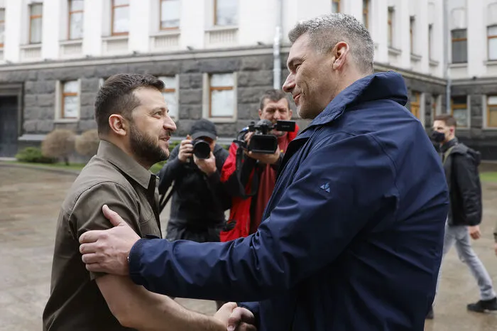 10. April 2022: Im Rahmen seines Besuchs in der Ukraine trifft Bundeskanzler Karl Nehammer den ukrainischen Präsidenten Selenskyj.
