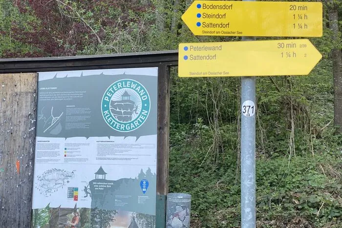 An der Peterlewand haben Kletterer und Klettersteiggeher gleichermaßen Freude