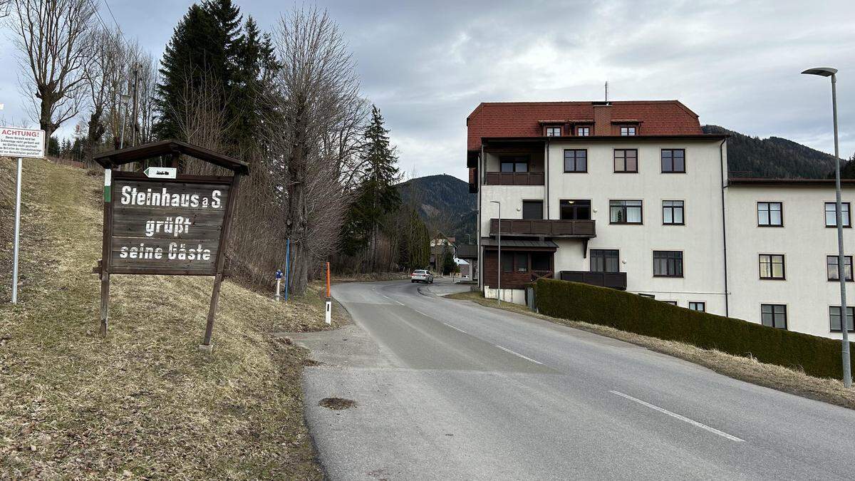 Der Trubel rund um die Räumung des Asylquartiers ist dem Ortsteil von Spital am Semmering am Tag danach kaum anzumerken