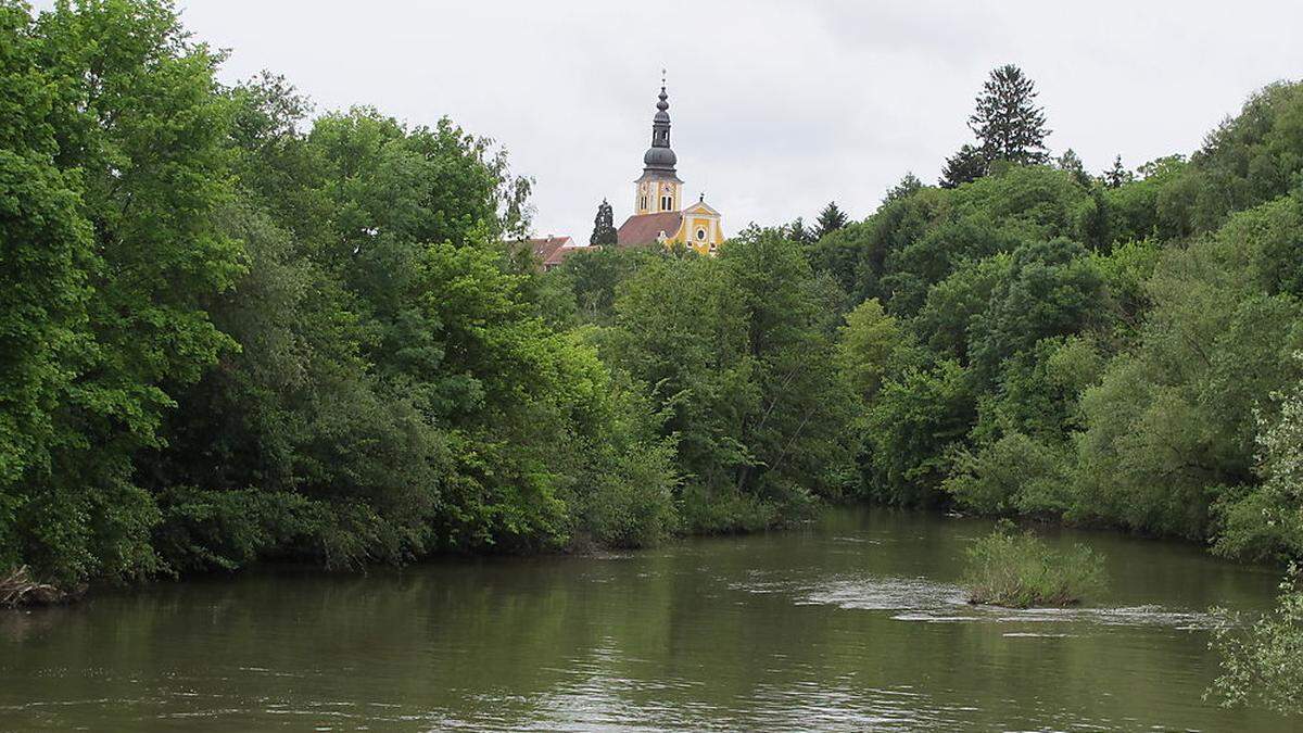 Die Feistritz als eine der Lebensadern der Oststeiermark - hier im Bild Fürstenfeld