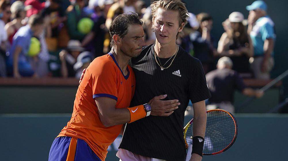 Rafael Nadal (links) besiegte Sebastian Korda