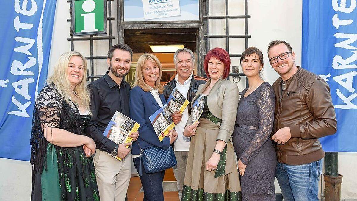 Petra Unterlerchner, Daniel Ramsbacher, Angelika Lesky, Franz Eder, Birgit Pöllinger, Jana Thiele und Christian Rieder (von links)