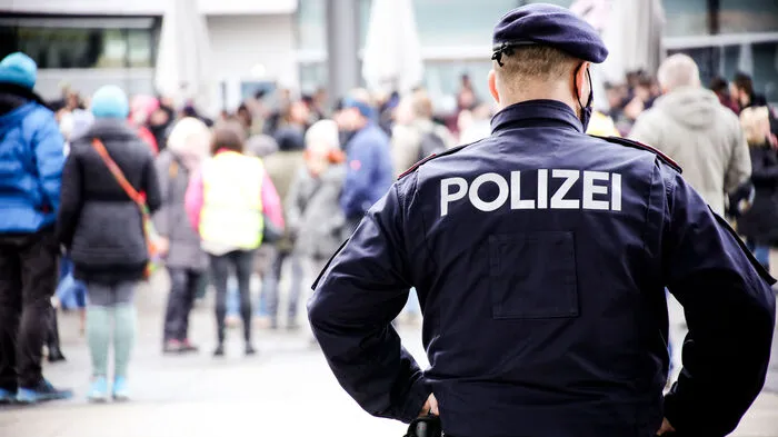 Zahlreiche Fotos von der "Corona-Kundgebung" in Graz