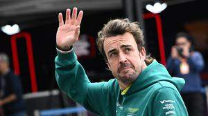 Fernando Alonso fährt weiter für Aston Martin