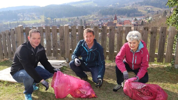 Ob an den Ufern des Ligistbaches oder bei der Burgruine, im Ortszentrum oder auf den steilen Hängen in Ober- und Unterwald - rund 100 engagierte Ligister waren am Samstag im Einsatz, um die Natur von Müll zu befreien.  