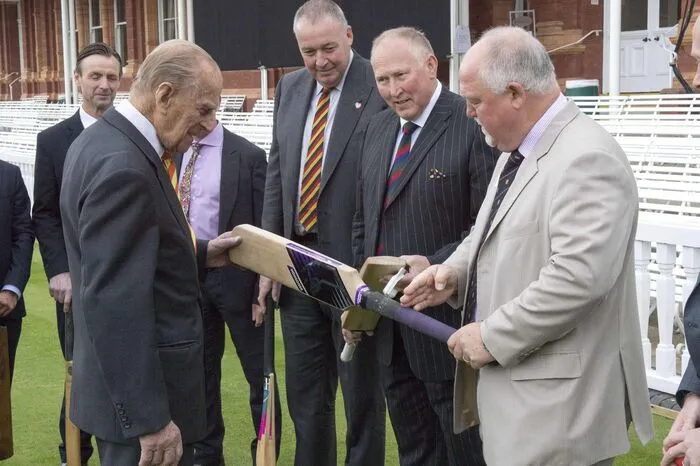 Der Duke of Edingburgh nahm zahlreiche Verpflichtungen war. Erst gestern war er bei einer Ehrung im Marylebone Cricket Club in London.