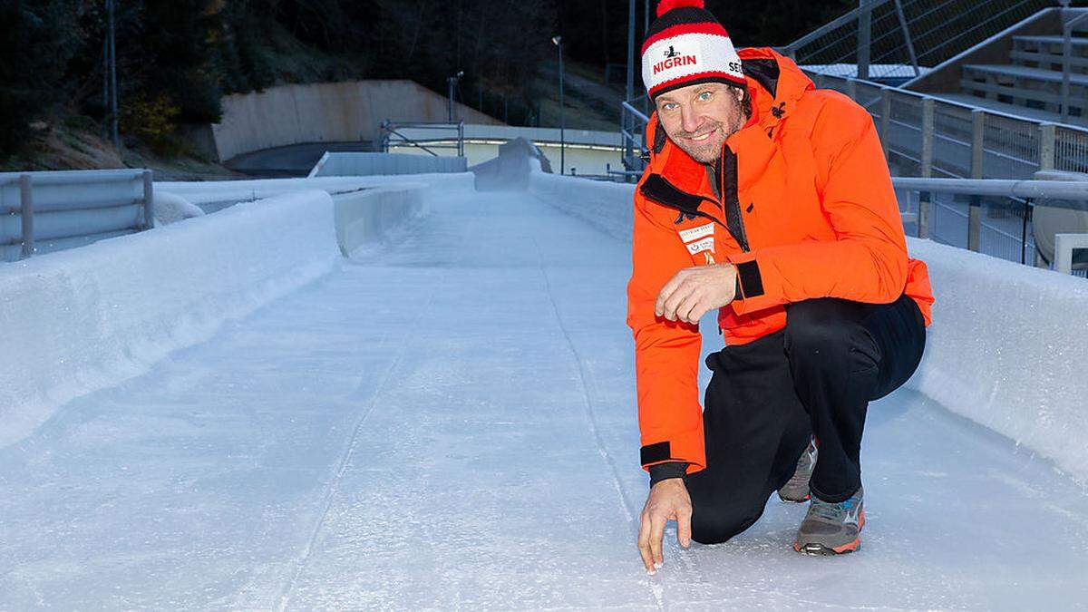 Nationaltrainer Wolfgang Stampfer kam auf der Bobbahn in Innsbruck/Igls zu Sturz