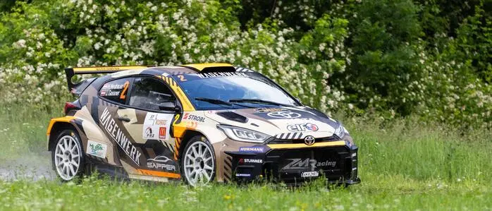 Hermann Neubauer und Ursula Gassner siegten im Toyota