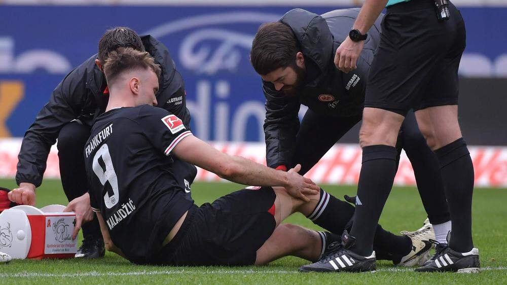 Sasa Kaldjic musste beim Spiel seiner Frankfurter Eintracht gegen Freiburg schon nach acht Minuten vom Feld. 
