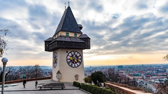 Platz 1: Bei den Ausflugszielen mit Bezahl-Eintritten hat sich wieder einmal der Grazer Schlossberg (mit Bahn und Lift) durchgesetzt. 615.876 Besucher zählte man dort im Jahr 2021.