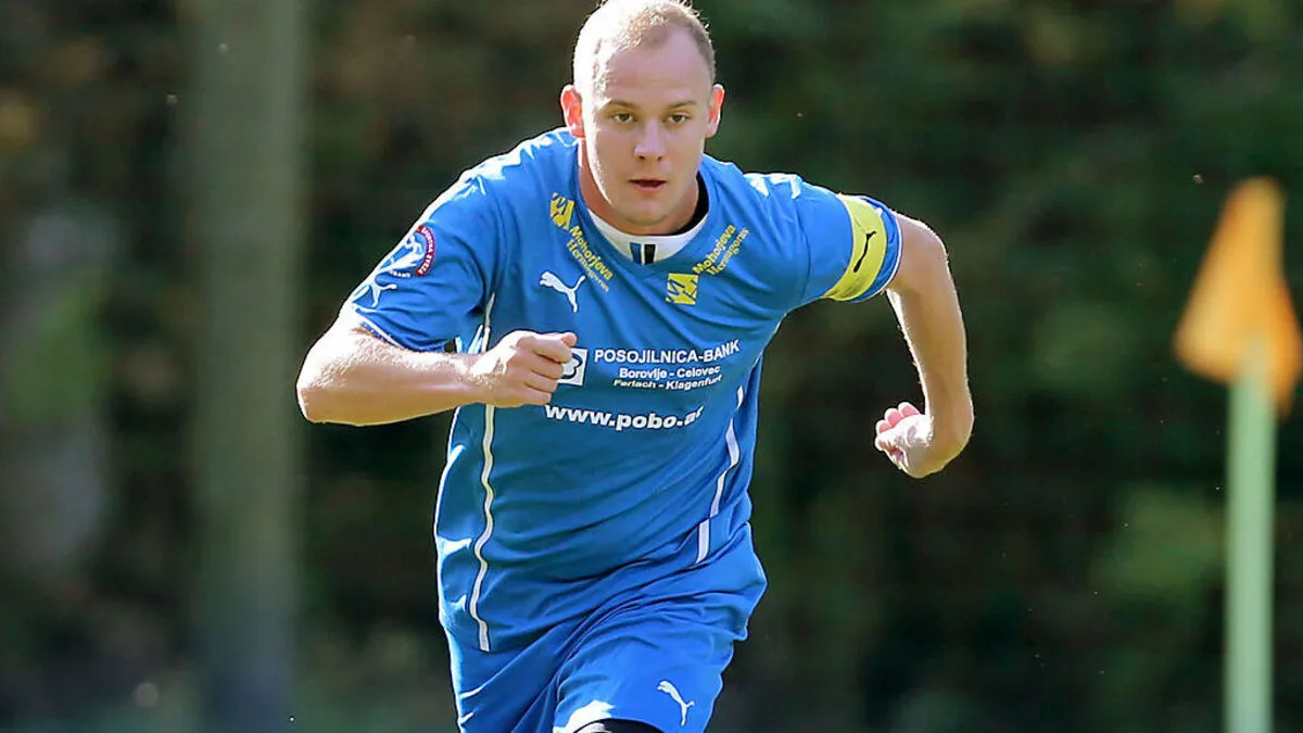 Miran Kelih (24) spielt seit 15 Jahren Fußball. Zuerst bei DSG Zell/Sele, dann beim SAK Klagenfurt und seit 2008 wieder bei DSG Zell/Sele