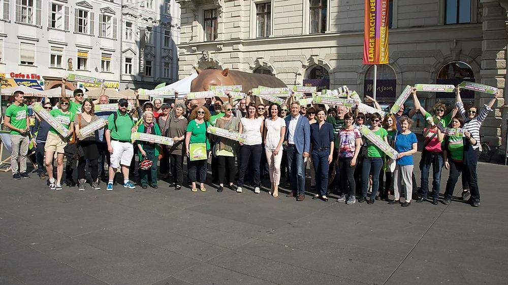 Grünes Finale am Hauptplatz in Graz.
