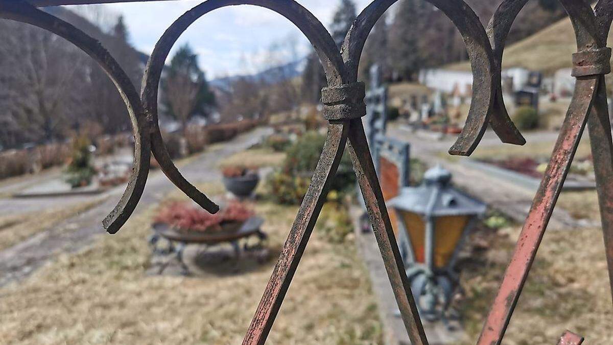 Friedhof in Eisentratten 