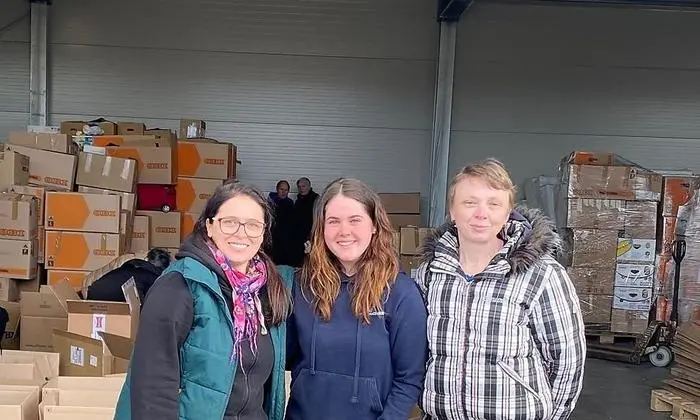 Schretter, Tomaschitz und Fellner (von links): "Hilfe ist weiterhin dringend nötig."