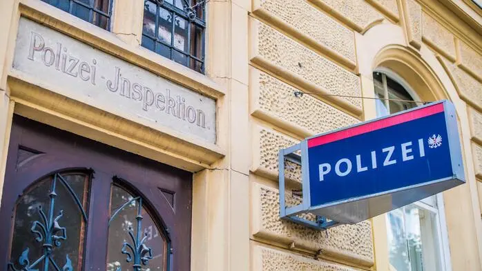 Eine Polizeiinspektion von außen
