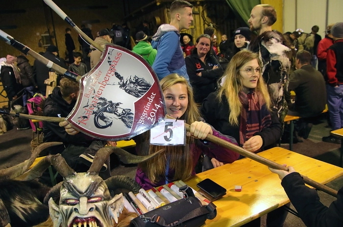 Der Lauf, der vom Freizeitclub Geistthal, den Södingertaler Kaiserteifl, der Freiwilligen Feuerwehr und dem Kulturverein Geistthal organisiert wurde, führte durch das halbe Dorf.