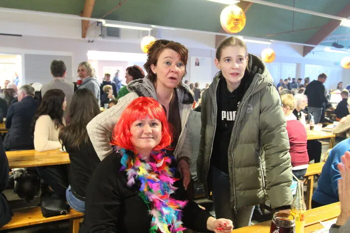Auch Verkleidungen durften bei der Benefizplaybackshow am Faschingswochenende nicht fehlen.