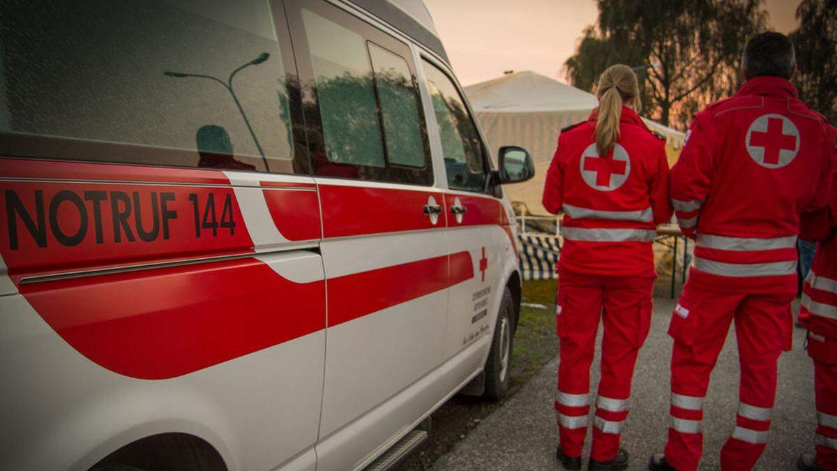 Die Rettung brachte den 22-Jährigen ins LKH Wolfsberg