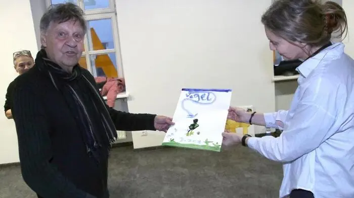 Der weit über unsere Region hinaus bekannte Köflacher Künstler Hans Giegerl wird nicht nur wegen seiner Arbeiten, sondern auch als Mensch von vielen Fans verehrt.