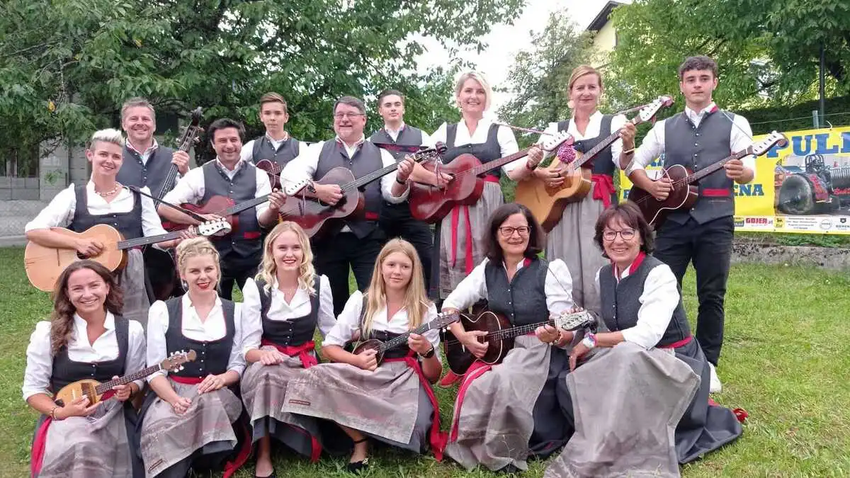 Das Ensemble Tamburizza Latschach wird 45 Jahre alt