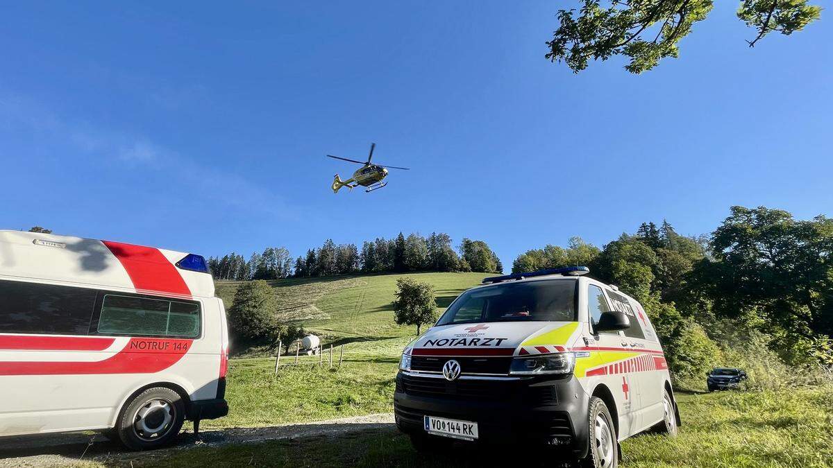 Der Verletzte musste mit dem Rettungshubschrauber C 12 ins LKH Graz gebracht werden